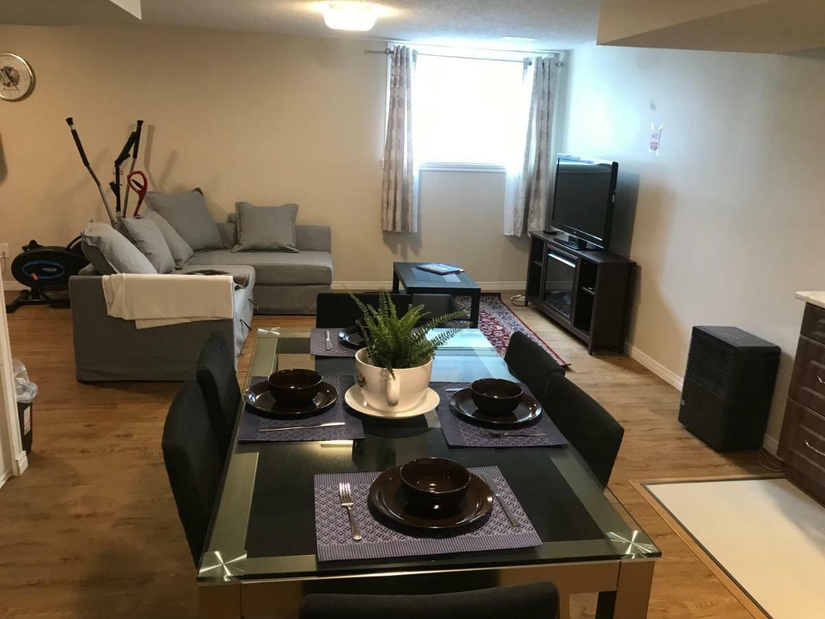 Self Check-In Spacious Apartment With Full Kitchen Ottawa Eksteriør bilde